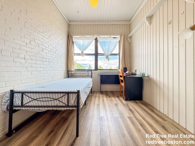 Photo - 313 Summit Ave