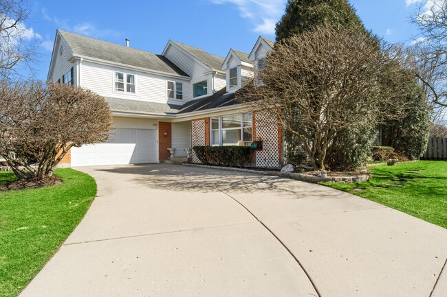 Building Photo - 155 Chapel Oaks Dr