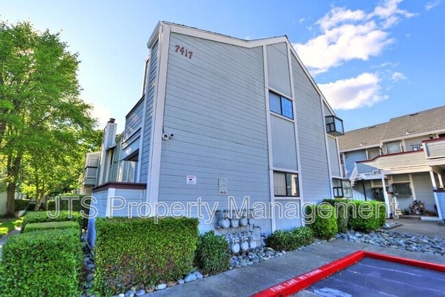 Photo - 7417 Auburn Oaks Ct Unit R