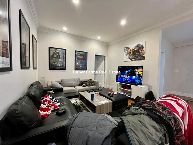 Photo - 32 Sumner St Apartamentos Unidad 1