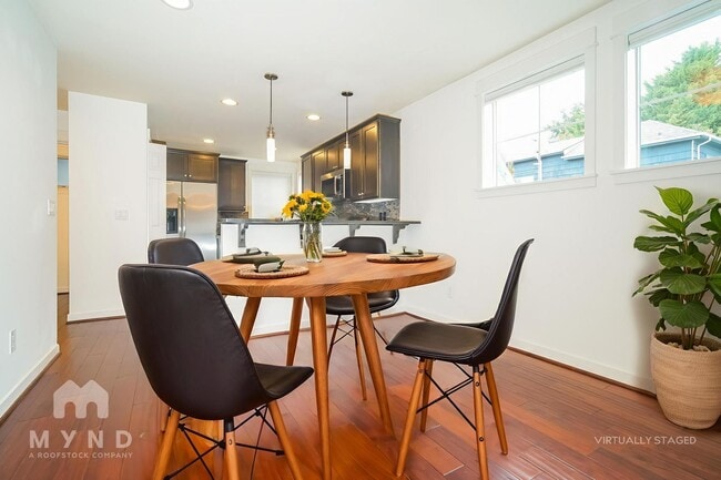 Photo - 314 25th Ave S