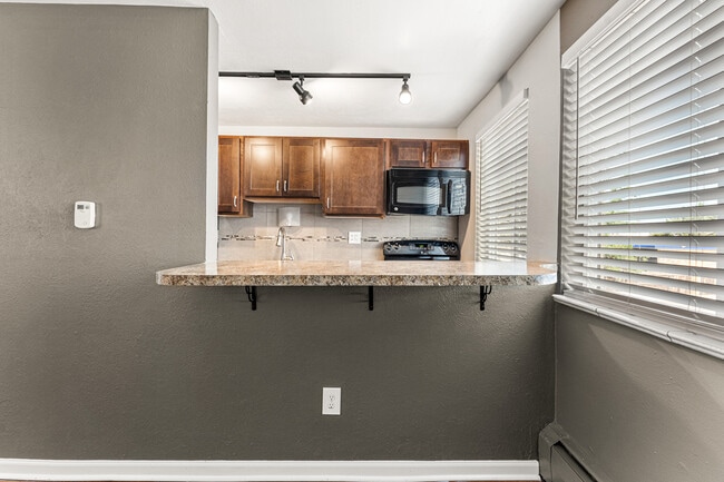 Photo - Courtyard at Cherry Creek