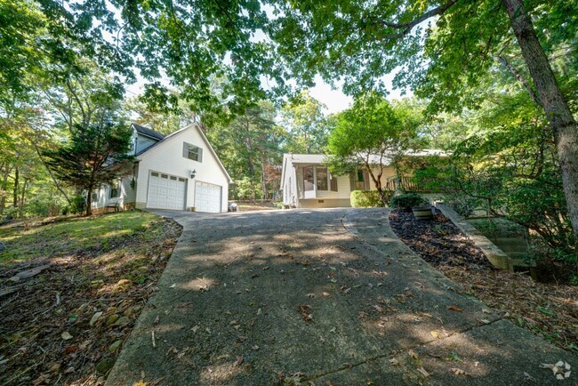 Building Photo - 2138 Crippled Oak Trail Rental