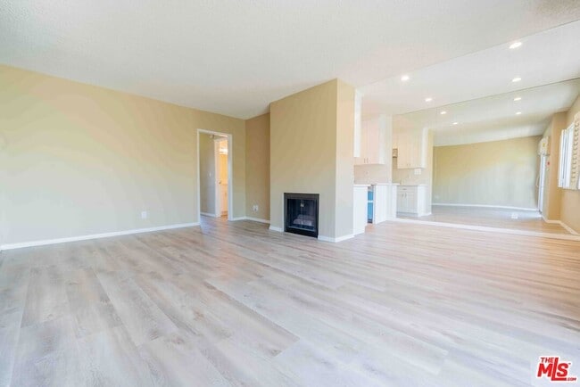 Photo - 11871 Idaho Ave Unidad 8