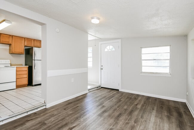 Photo - 3823 Ave J NW