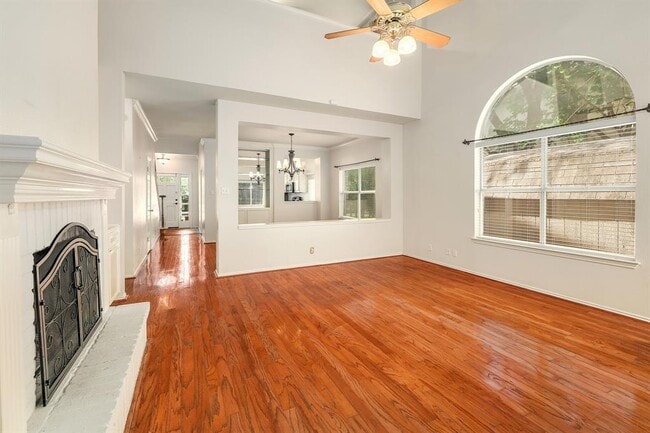 Photo - 9401 Caracas Dr