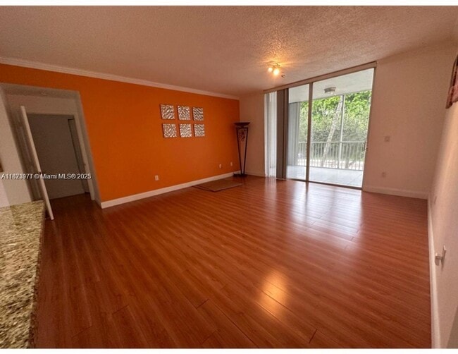 Photo - 9725 NW 52nd St