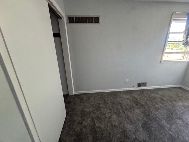 Photo - 1018 11th St Apartment