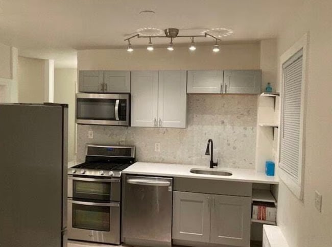 57 Oakridge St Unidad A