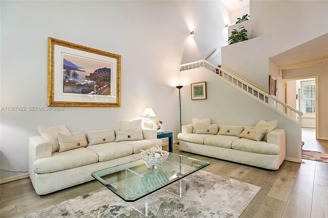 Photo - 905 Mainsail Cir Unit 905