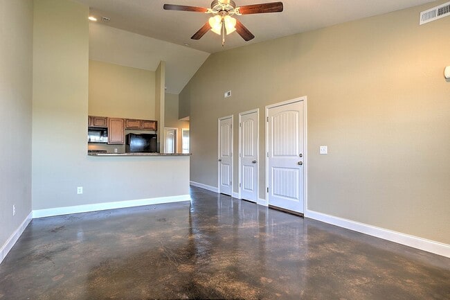 Photo - 16 Sutter Pl