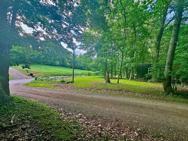 Photo - 2015 Union School Rd SW