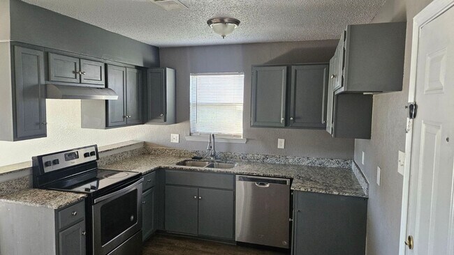 Photo - 4959-4965 Miller Ave Unit 4959