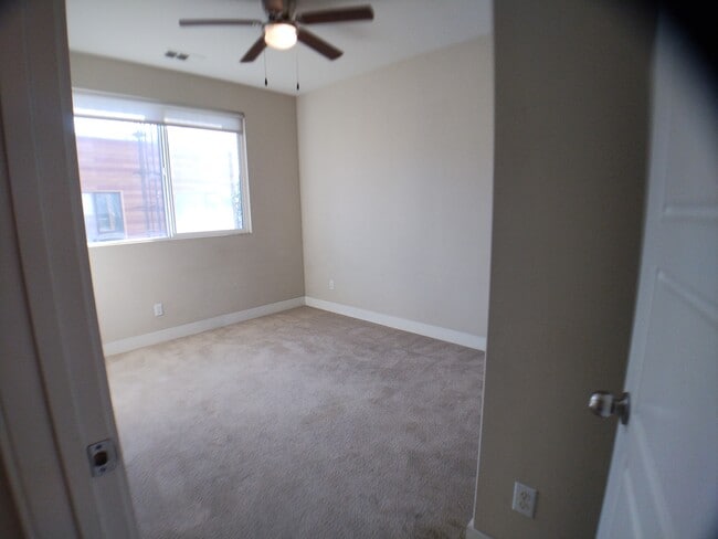 139 W Live Oak Ave Unit D