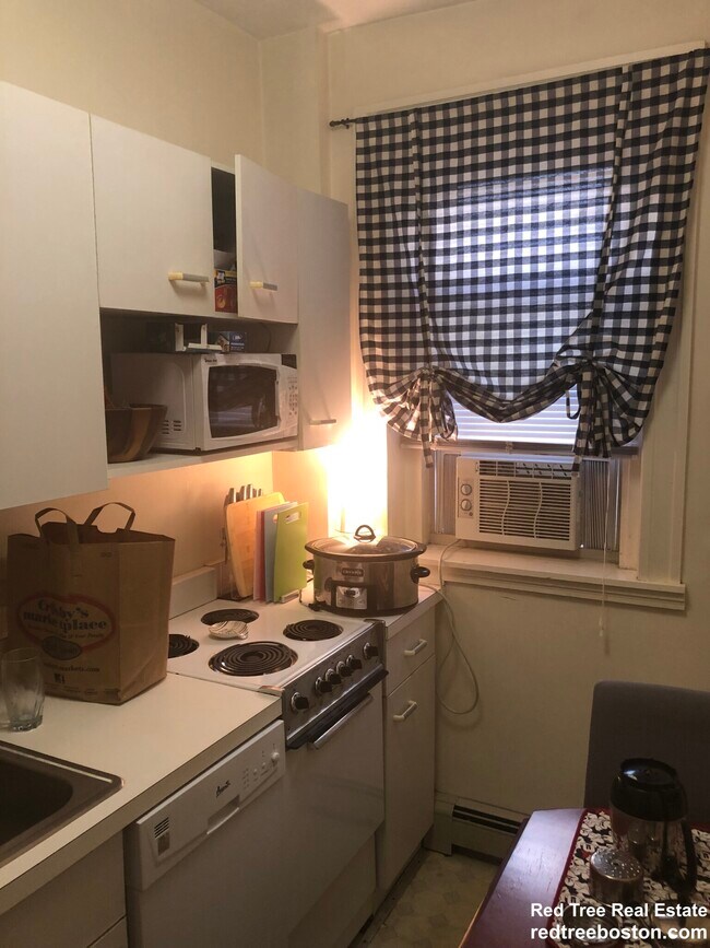 Photo - 1669 Commonwealth Ave Unit 8