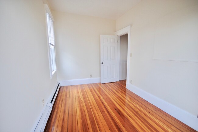 Photo - 119 Lexington St Unit 3R