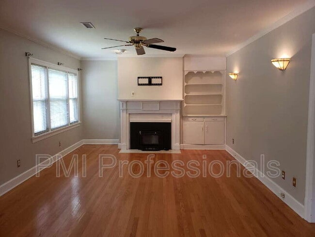 Photo - 429 2nd Ave