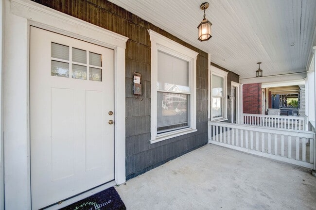 Photo - 4 or 5 Bedroom Right off of High St - OSU ...