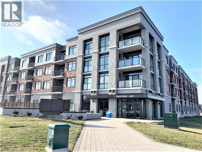 Photo - 1 Redfern Ave Unit 306