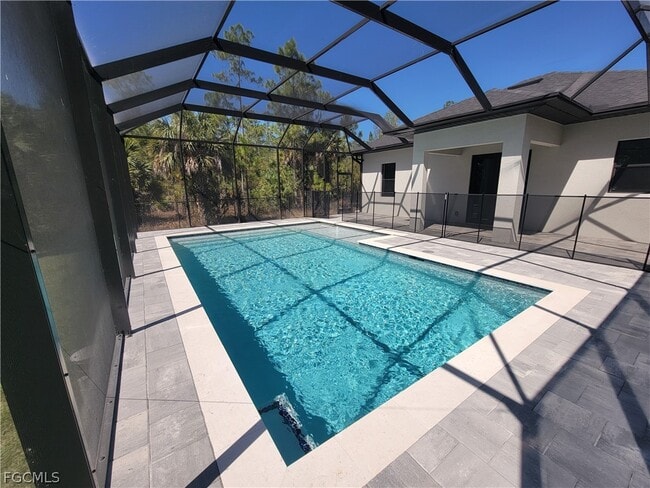 Photo - 4782 8th Ave SE