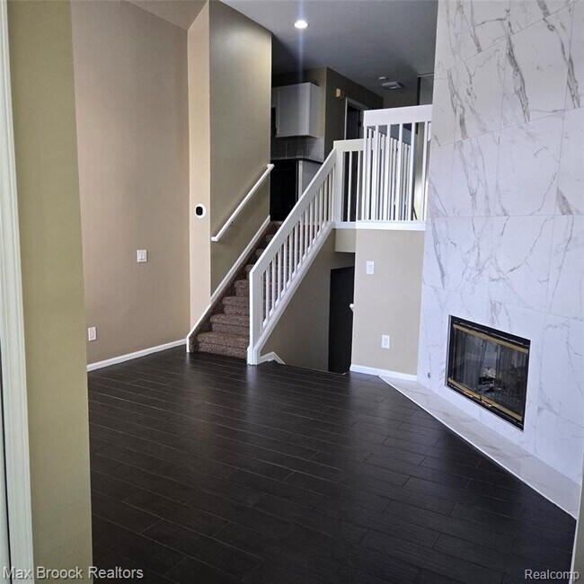 Photo - 1643 Campau Farms Cir