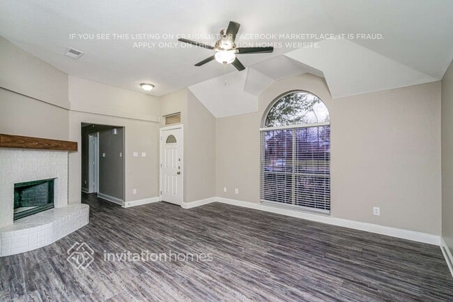 Photo - 8210 Quail Hollow Ct