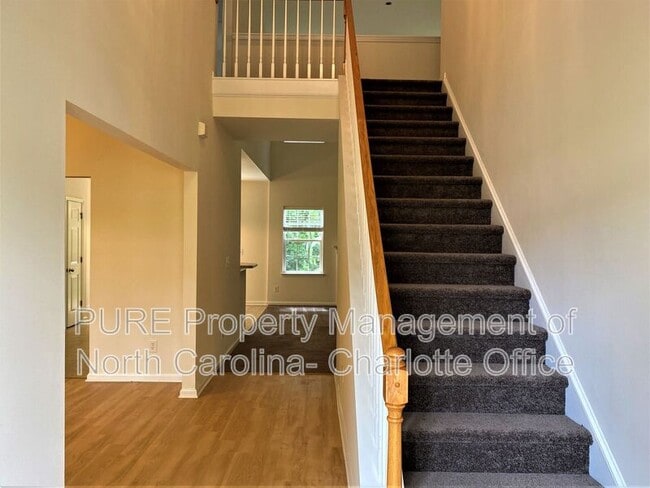 Photo - 1239 Brecken Court