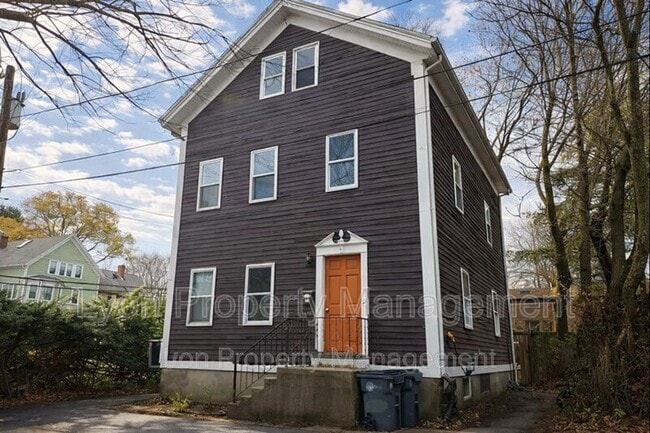 Photo - 2 Proctor Pl Unit 2