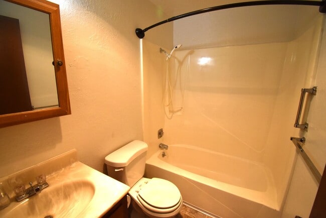 Photo - 942 W Vine St Unit 942 Vine St. #1
