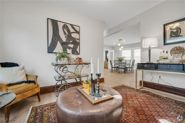 Building Photo - 1496 E 107th St Rental