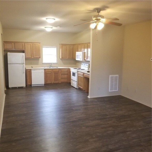 Photo - 1994 Dos Laredos Ave