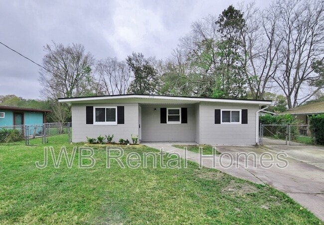 Building Photo - 3129 Hartridge St Rental