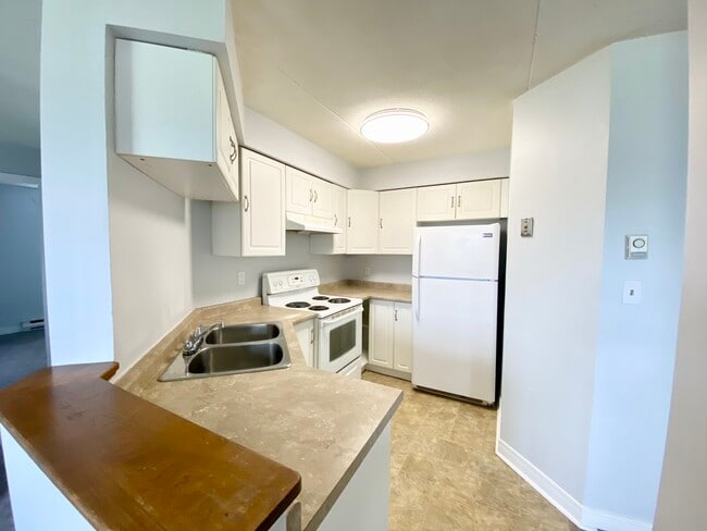 Photo - 388 Park Ave E Unit 103