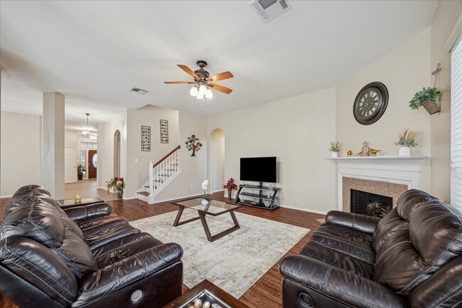 Photo - 5019 Peabody Hill Ln