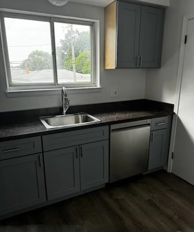 24106-24276 Ann Arbor Trl