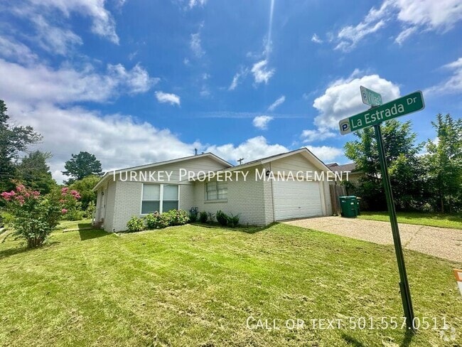 Building Photo - 22 Villas Dr Rental