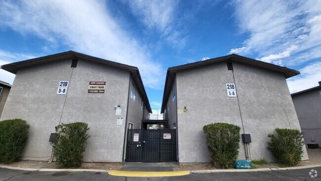 Building Photo - Merlayne Apartments