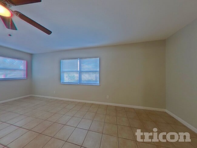 Photo - 1337 Hamlin Dr