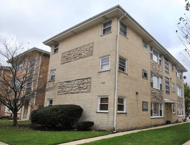 Building Photo - 8221 W Walsh Ln Unit GF