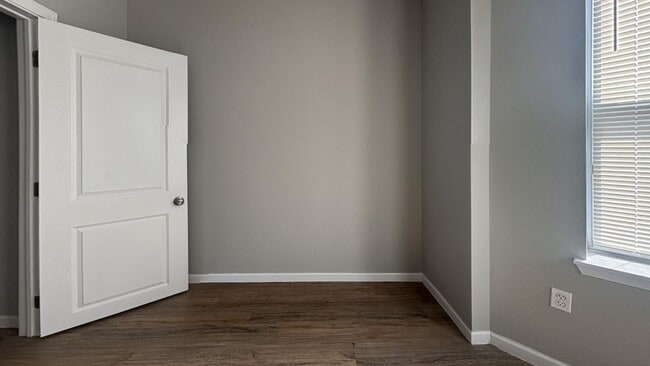 Photo - Modern Philadelphia Gem with Exposed Brick & Washer/Dryer