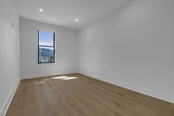 Photo - 69 Bailey St Unit 305