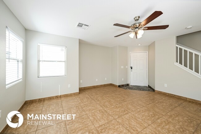 Photo - 7270 Morrison St