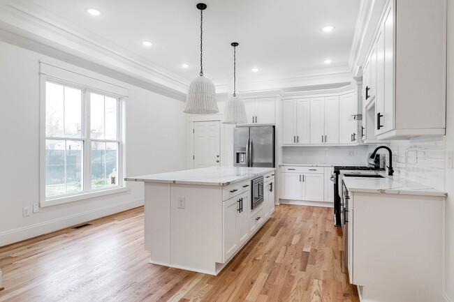 Photo - 3003 Midlothian Tpke