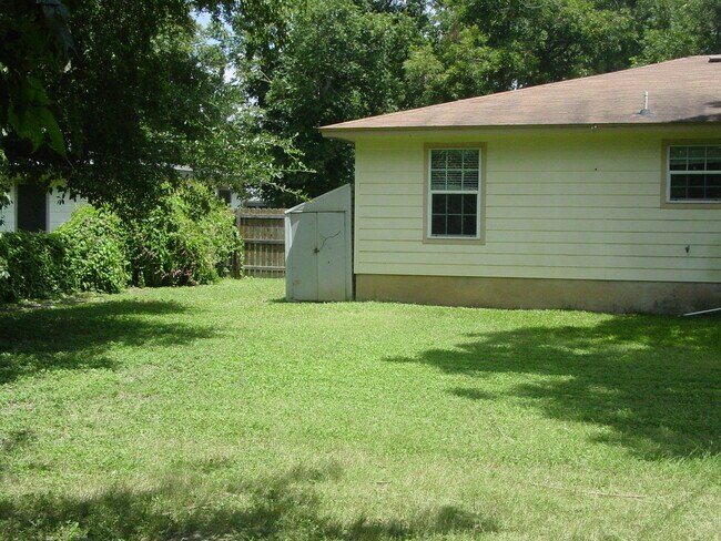 Photo - 617 Conway Dr