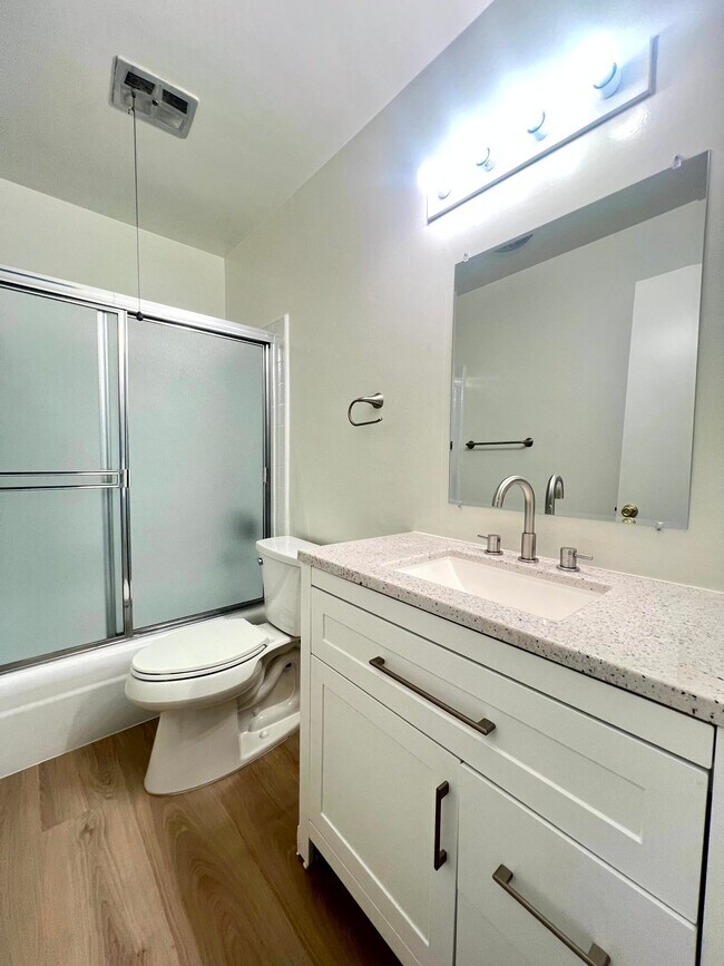 11835 Dorothy St Unit 11837-03