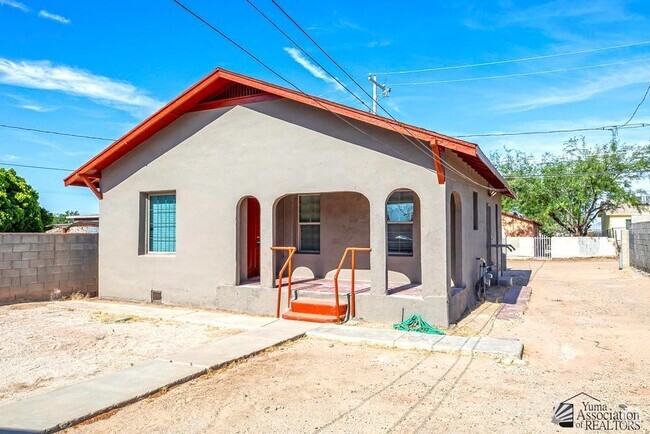 Building Photo - 531 S 1st Ave Rental