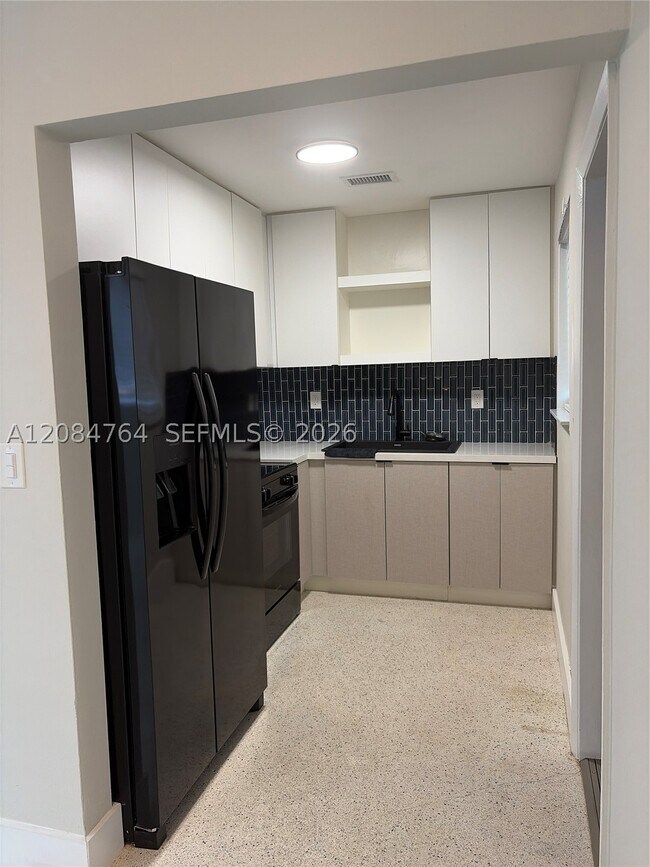 Photo - 3530 SW 22nd St Unit 3530