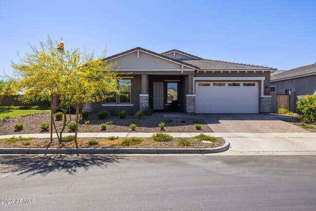 Building Photo - 4846 S Pluto Rental