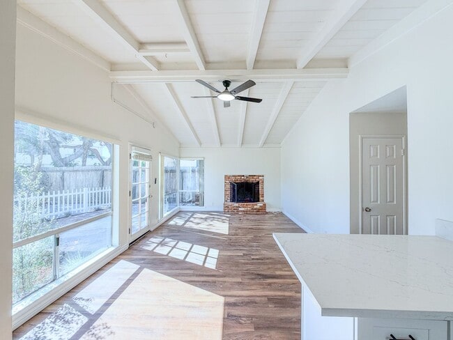 Photo - 121 Highland Dr