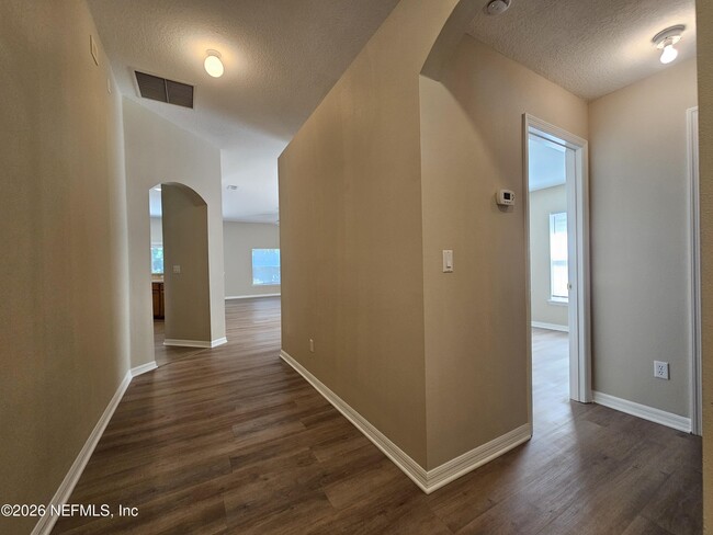 Photo - 1616 Austin Ln